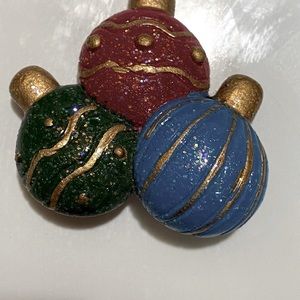 Christmas brooch